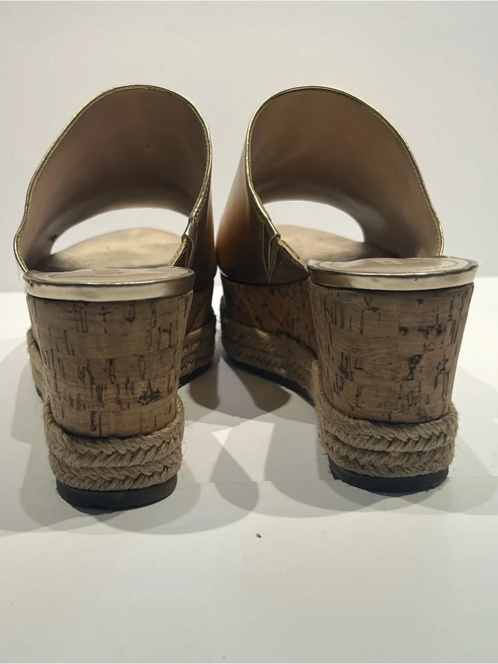 SCHUTZ Metallic Gold Espadrille Wedge Slide Sandals Sz 9.5